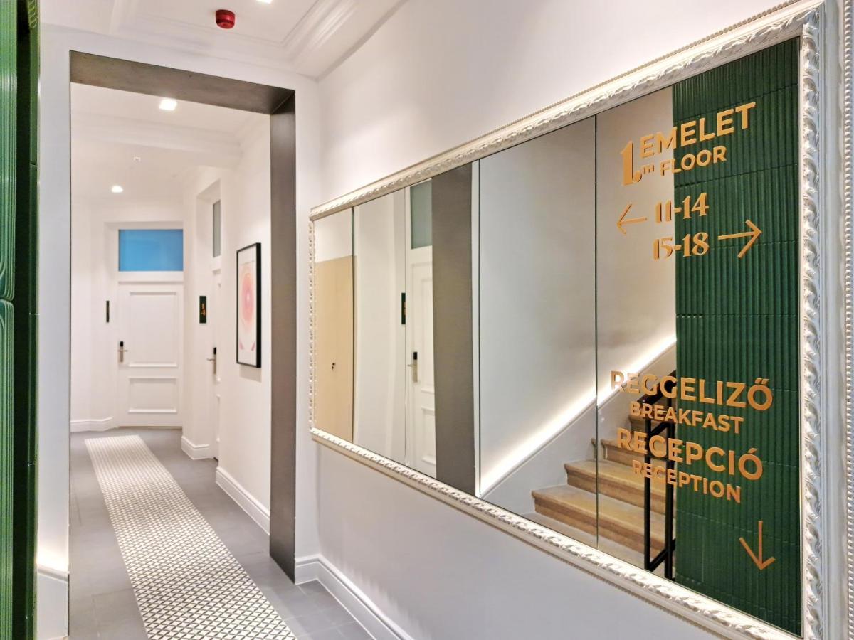Hotel Domus Collis เยอร์ ภายนอก รูปภาพ